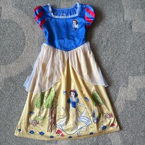 Snow White Themed Nightgown